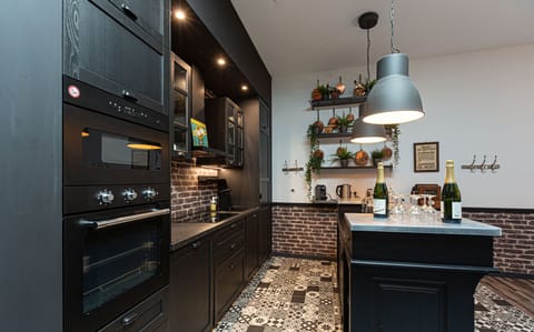 Panoramic Shared Dormitory, Ensuite (Le Loft) | Private kitchen | Highchair