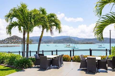 Luxury Single Room | Beach/ocean view