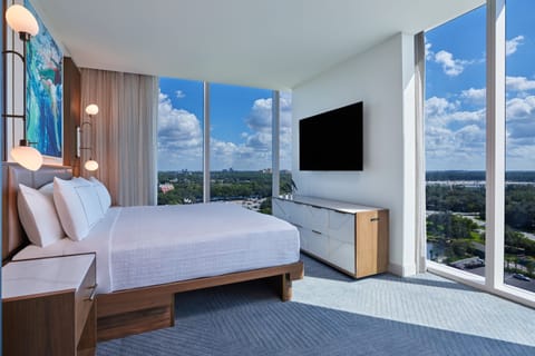 Signature Suite, 1 King Bed with Sofa bed (Epcot) | Premium bedding, down comforters, pillowtop beds, in-room safe