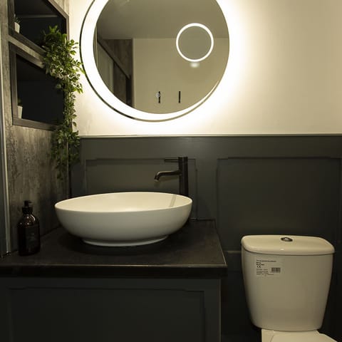 Double or Twin Room, Ensuite, Sea View