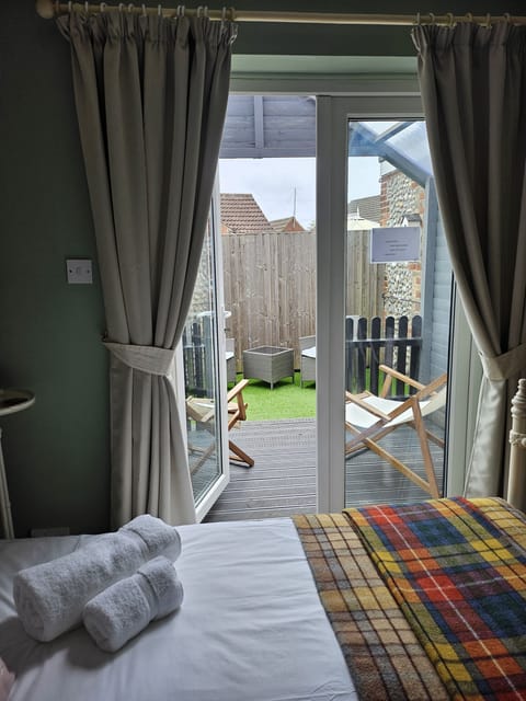 Superior Double Room, Ensuite (Kelling with courtyard)