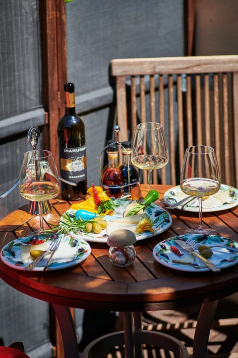 Apartment (One-Bedroom Apartment with Terrace) | Exterior