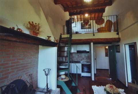 Villa, 5 Bedrooms | Private kitchen | Fridge, microwave, stovetop, cookware/dishes/utensils