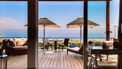 Suite 7, The Royal Suite, 1 King Bed Panoramic Ocean View | View from room