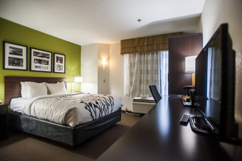 1 bedroom, premium bedding, desk, blackout drapes