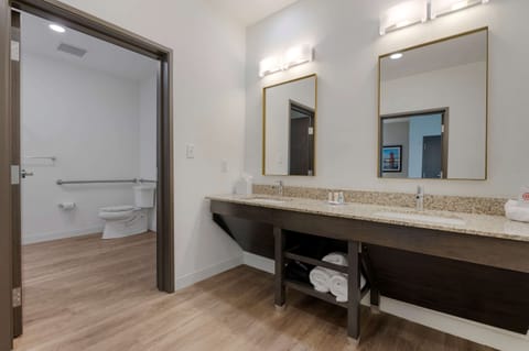 Room, 2 Queen Beds, Accessible, Non Smoking | Bathroom | Hair dryer, towels, soap, shampoo