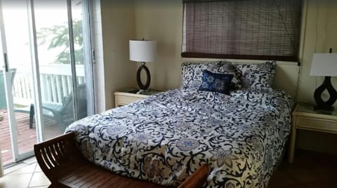 Cottage | 2 bedrooms, premium bedding, down comforters, pillowtop beds