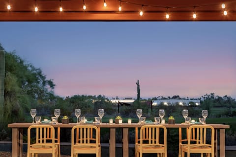 Outdoor dining