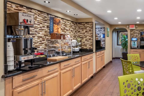 Free daily full breakfast