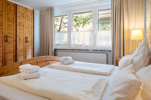 Apartment, 2 Bedrooms | Free WiFi