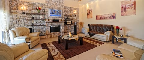 Villa | Interior