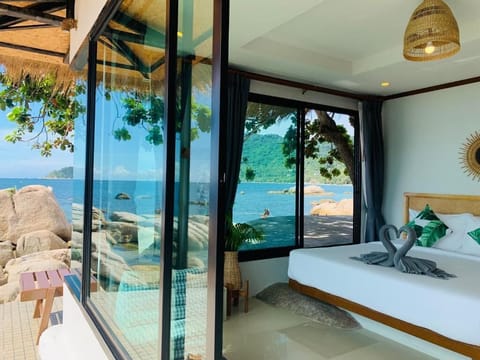 Hypo-allergenic bedding, free WiFi