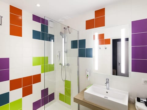 Individually furnished, laptop workspace, blackout drapes, soundproofing