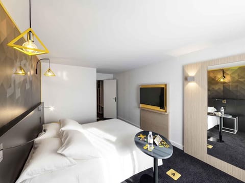 Individually furnished, laptop workspace, blackout drapes, soundproofing