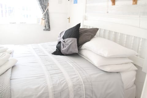 Double Room | Individually decorated, individually furnished, soundproofing, free WiFi