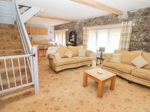 Cottage | Living area