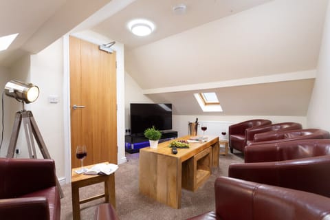 Cottage | Living room | TV