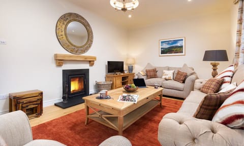Cottage | Interior