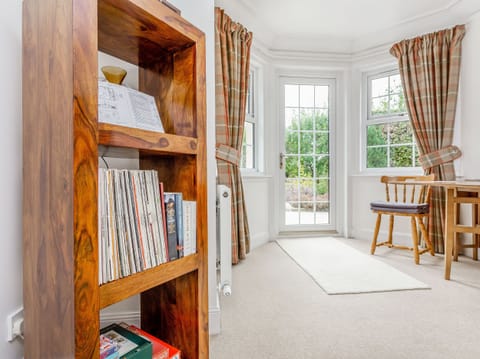 Cottage | 1 bedroom, individually decorated, individually furnished, free WiFi