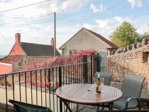 Cottage | Balcony