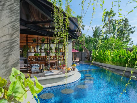 Poolside bar