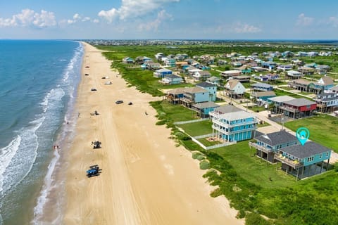 House, 3 Bedrooms | Beach