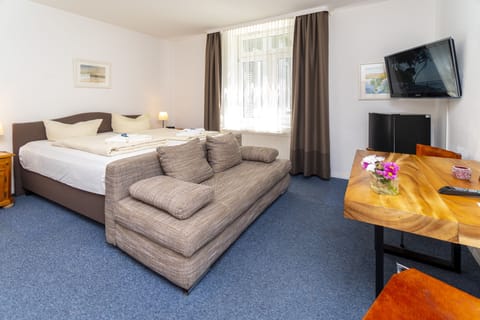 Standard Triple Room | In-room safe, desk, free WiFi, bed sheets