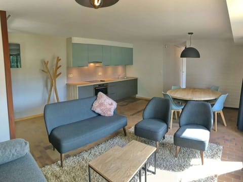 Apartment | 2 bedrooms, individually furnished, bed sheets