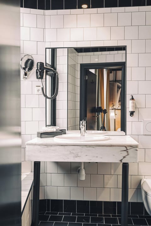 Free toiletries, hair dryer, towels