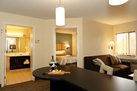 Suite, 1 Bedroom | Desk, iron/ironing board, free cribs/infant beds, rollaway beds