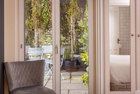 Double or Twin Room, Ensuite, Courtyard View (Pet Friendly Double/Twin)