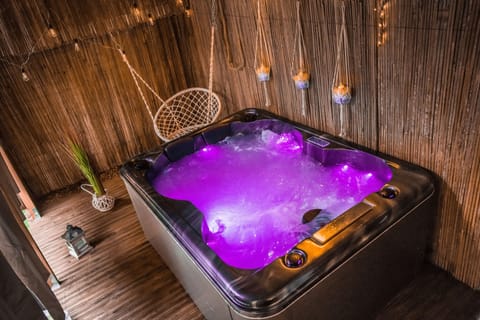 Deluxe Suite, Hot Tub (Paris) | Spa | Sauna, hot tub