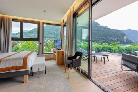 Penthouse avec terrasse - Côté Lac | Premium bedding, Select Comfort beds, in-room safe, desk