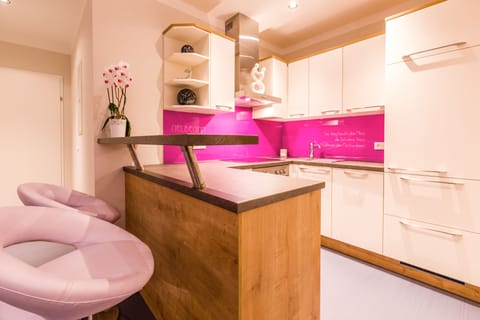 Premium Apartment, 2 Bedrooms, Private Bathroom, Mountainside | Soundproofing, free WiFi, bed sheets