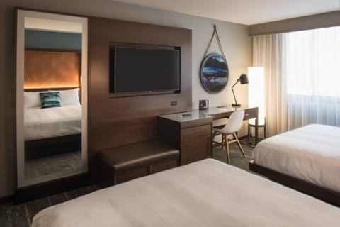 Premium bedding, pillowtop beds, desk, laptop workspace