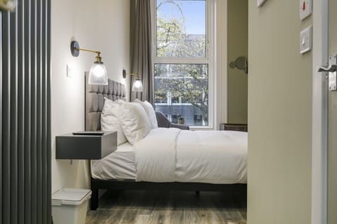 In-room safe, desk, iron/ironing board, free WiFi