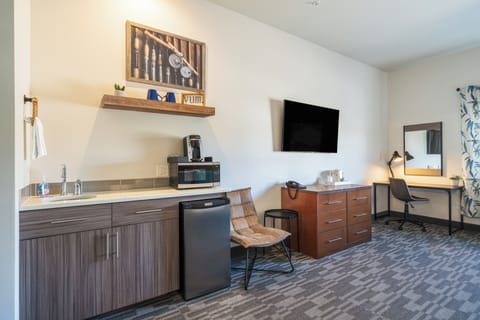 Blackout drapes, iron/ironing board, free WiFi, bed sheets