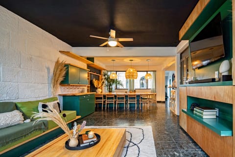 Luxury Villa | Dining room