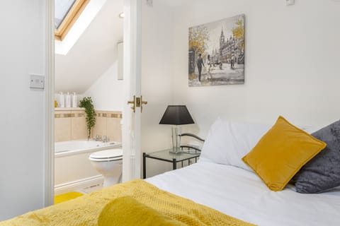 Apartment, Ensuite, City View (First floor Apartment) | 2 bedrooms