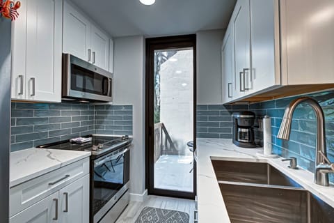 Condo (Pass Key Rd Sandy Cove II) | Exterior