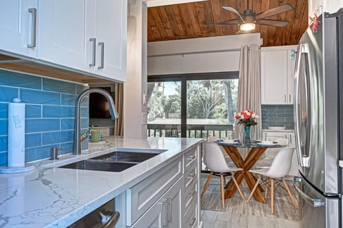 Condo (Pass Key Rd Sandy Cove II) | Exterior