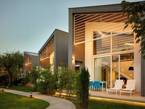 Two Bedroom Bungalow | Terrace/patio