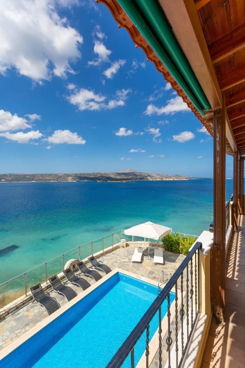 House | 5 bedrooms, WiFi