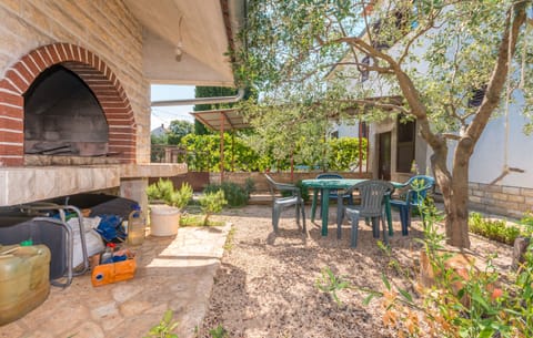 BBQ/picnic area