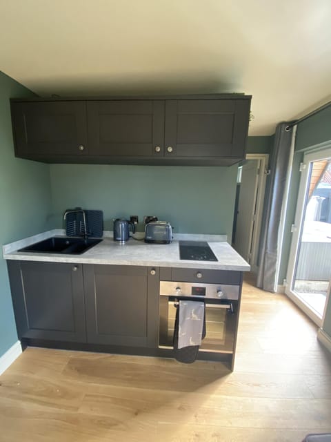 Cabin, Private Bathroom | Shared kitchen