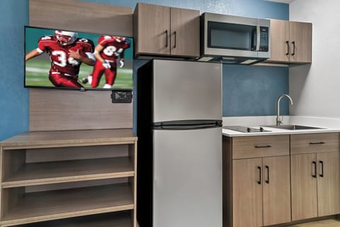 Studio, 2 Queen Beds, Non Smoking | Room amenity