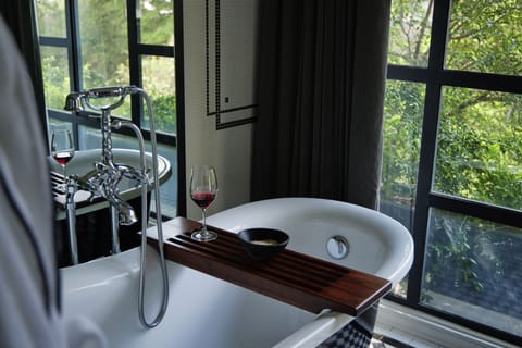 Free toiletries, hair dryer, bathrobes, slippers