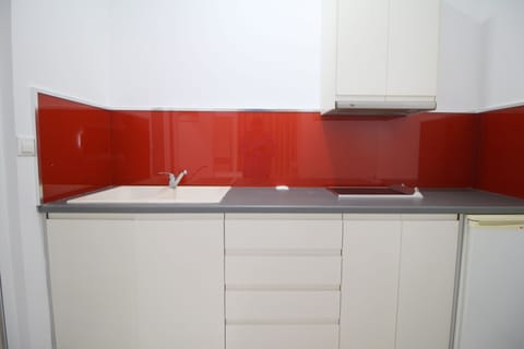 Apartment, 1 Bedroom, Sea View | Premium bedding, minibar, free WiFi, bed sheets