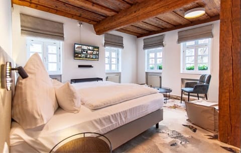 Deluxe Double Room | Premium bedding, in-room safe, desk, soundproofing
