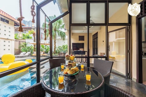 Design Villa | In-room dining